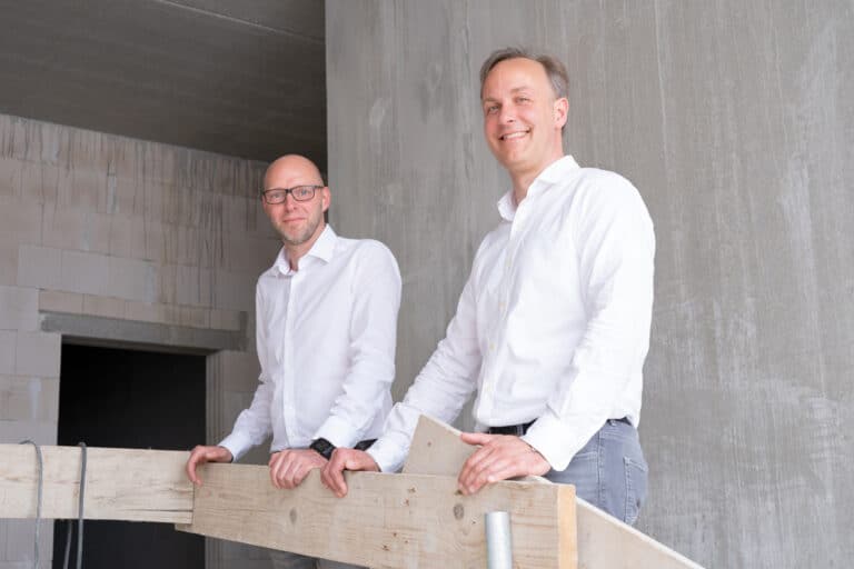 The management of AKKU SYS, Joachim Koop and Björn Nowosadtko.